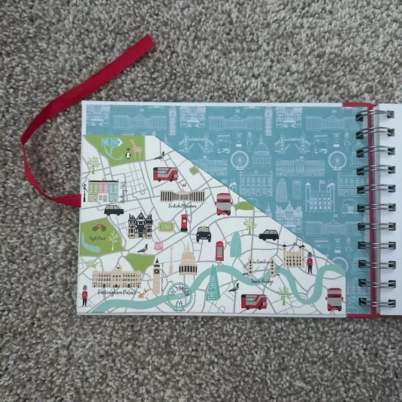 milly green london icons notebook 🇬🇧 - Picture 5 of 12